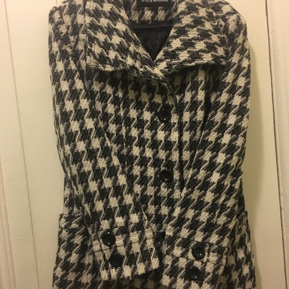 Steve Madden Jackets & Blazers - Steve Madden Houndstooth Cat Coat shoulder to hem 25+”